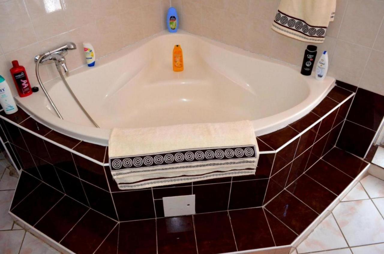 Chalupa Riviera A Apartmany Riviera - Liptov Besenova 鲁容贝罗克 外观 照片