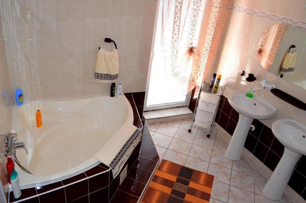 Chalupa Riviera A Apartmany Riviera - Liptov Besenova 鲁容贝罗克 外观 照片